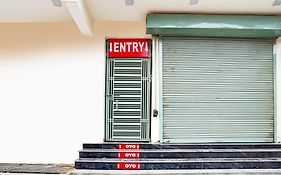 Marina Suites Ghaziabad 3*